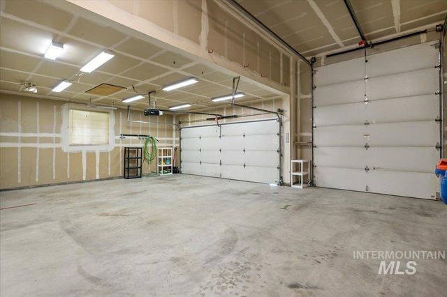 2687 E Alpomado St, Eagle, ID 83616