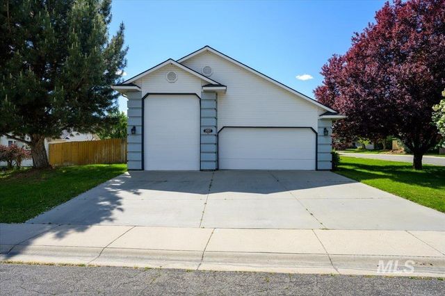 2687 E Alpomado St, Eagle, ID 83616
