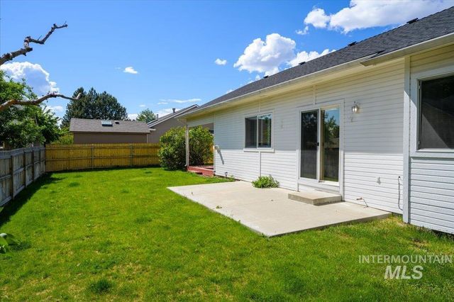 2687 E Alpomado St, Eagle, ID 83616