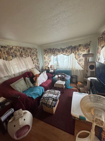 11 Cherokee Road, East Hartford, CT 06118