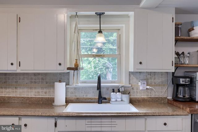 1150 CLAY RD, Lititz, PA 17543