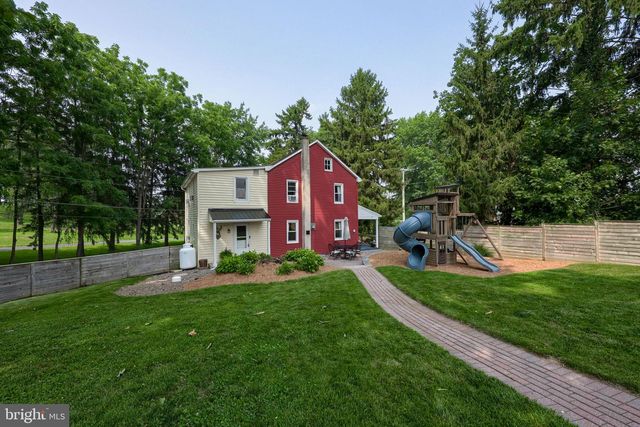 1150 CLAY RD, Lititz, PA 17543