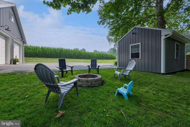 1150 CLAY RD, Lititz, PA 17543