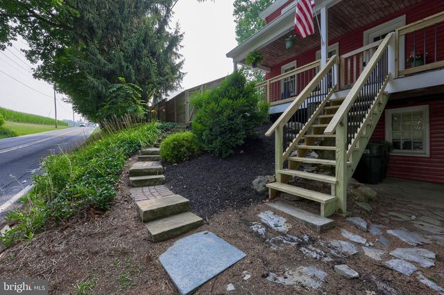 1150 CLAY RD, Lititz, PA 17543