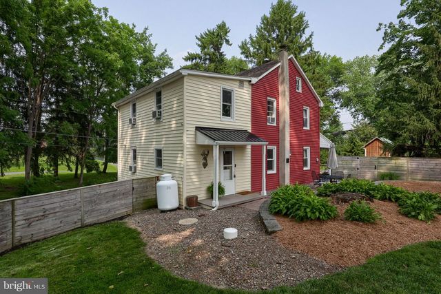 1150 CLAY RD, Lititz, PA 17543