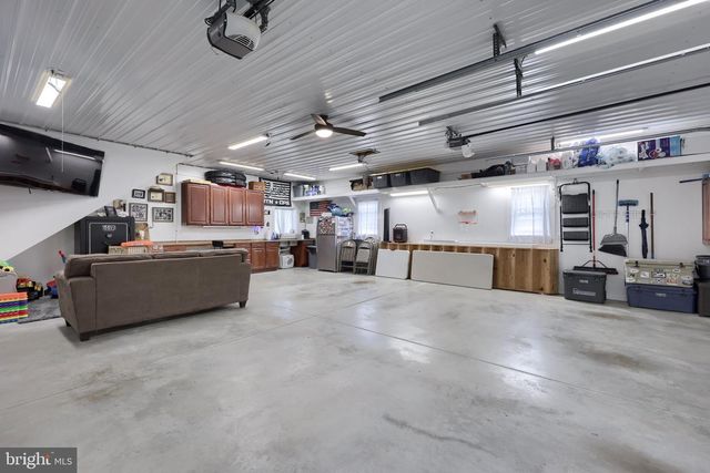 1150 CLAY RD, Lititz, PA 17543