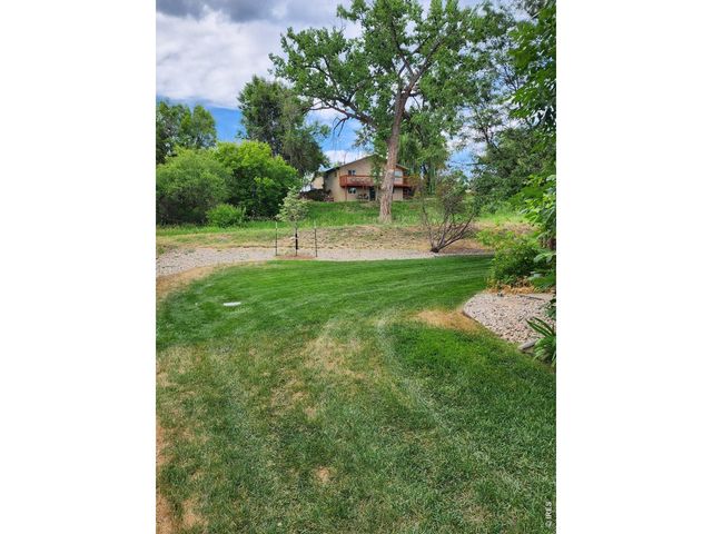 661 Moose Ct, Loveland, CO 80537