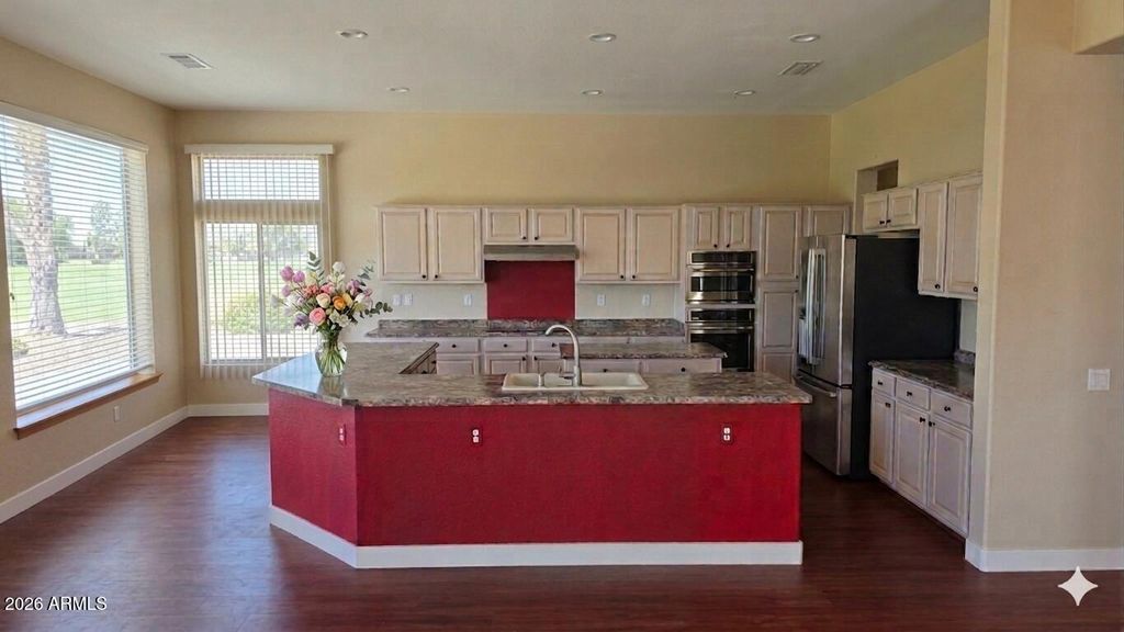 Image 13 of property listing at 15123 W Ganado Drive, Sun City West, AZ 85375