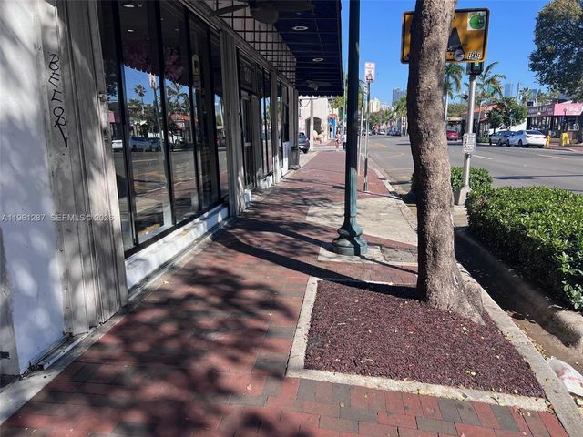 1305 SW 8th St, Miami, FL 33135