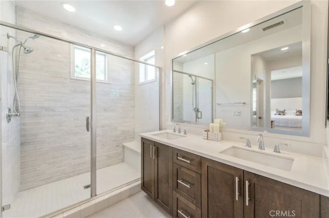 69 Clover, Lake Forest, CA 92630