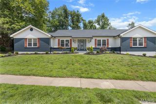 394 Branchport Drive, Chesterfield, MO 63017