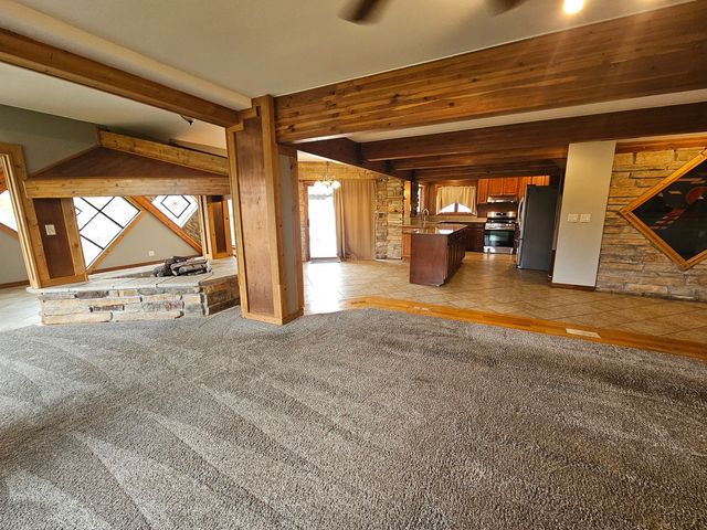 6N263 River Drive, St. Charles, IL 60174