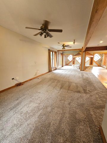 6N263 River Drive, St. Charles, IL 60174