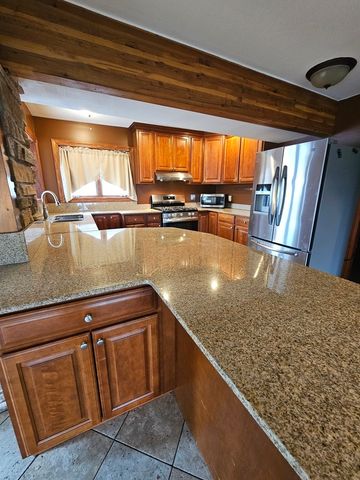 6N263 River Drive, St. Charles, IL 60174