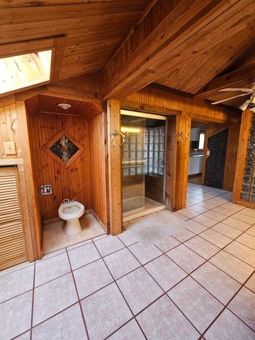 6N263 River Drive, St. Charles, IL 60174