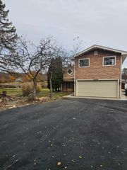 6N263 River Drive, St. Charles, IL 60174