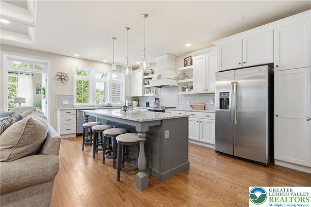 3674 Cottage Drive, Bethlehem City, PA 18020