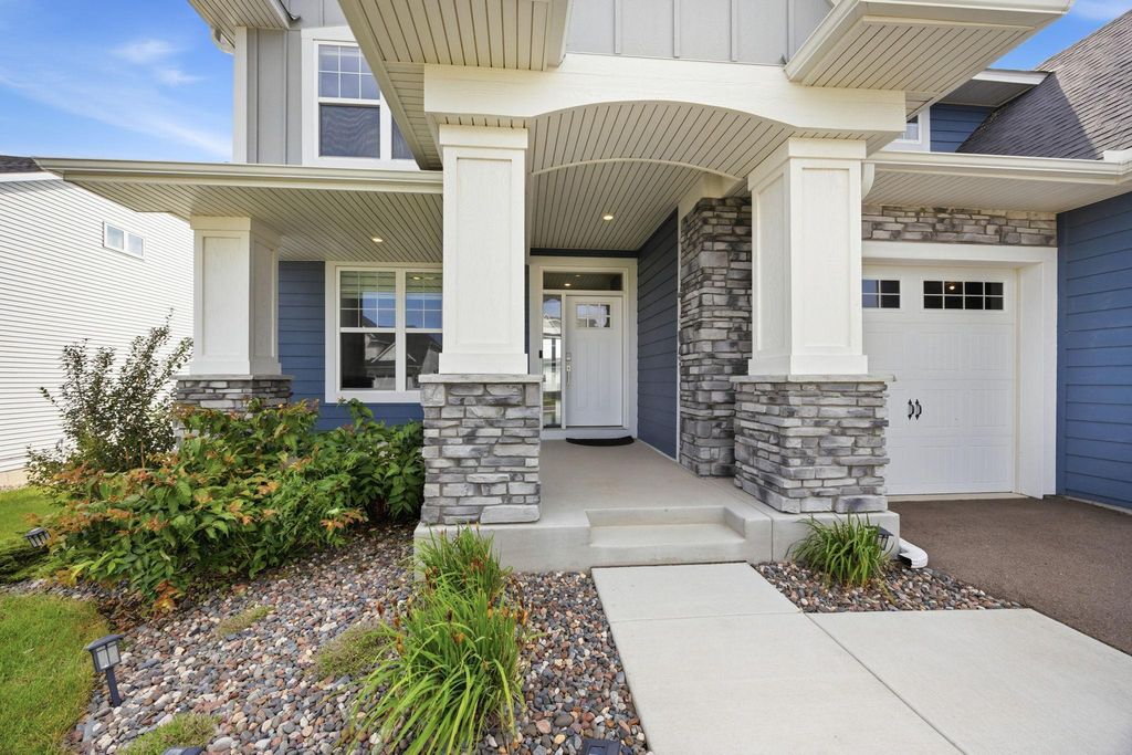 18120 Hinckley Avenue, Lakeville, MN 55044 — photo 2