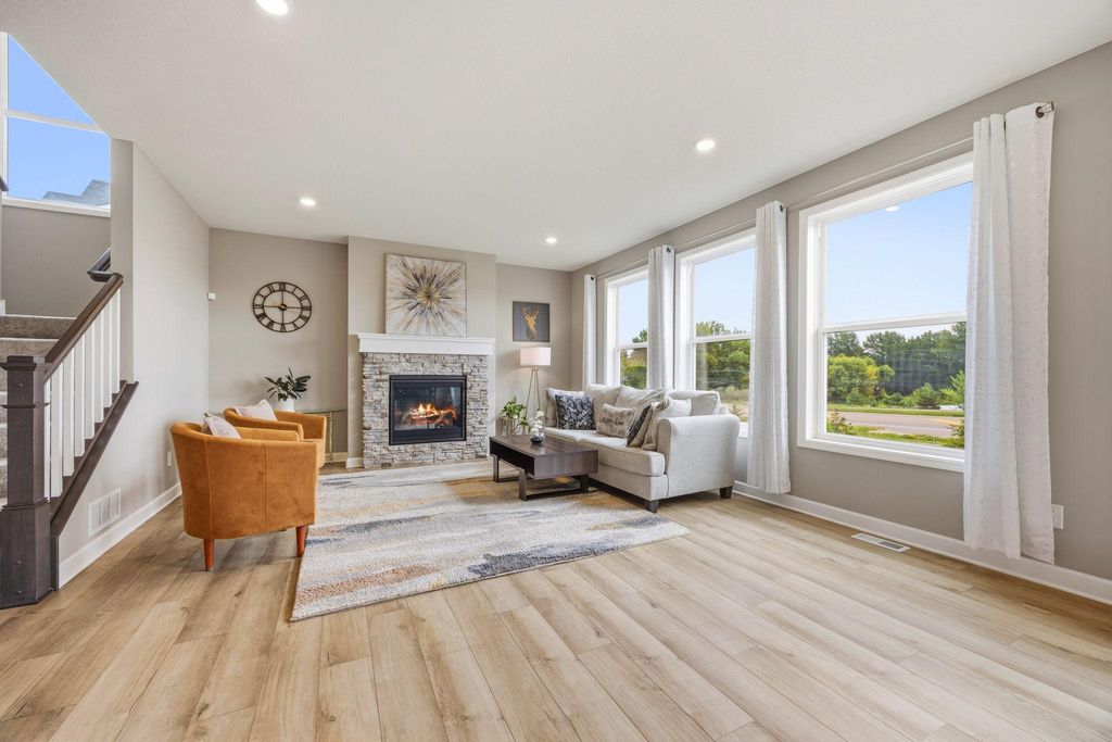 18120 Hinckley Avenue, Lakeville, MN 55044 — photo 4