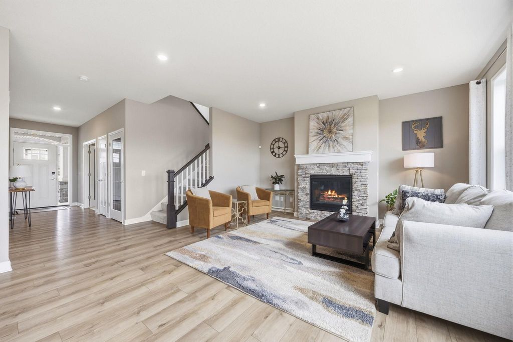 18120 Hinckley Avenue, Lakeville, MN 55044 — photo 5
