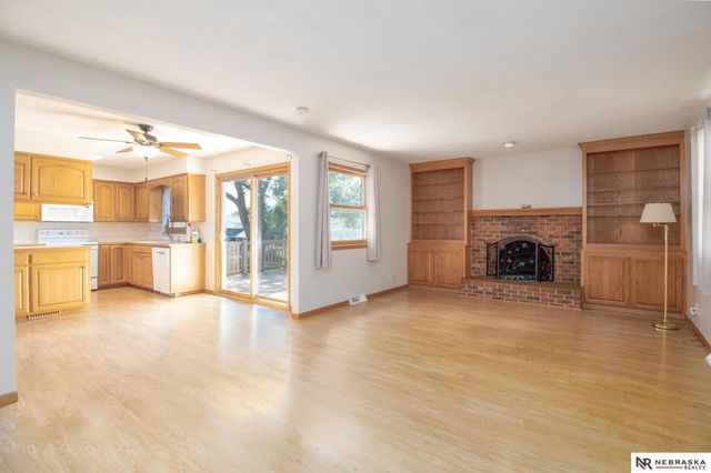13517 Frances Street, Omaha, NE 68144