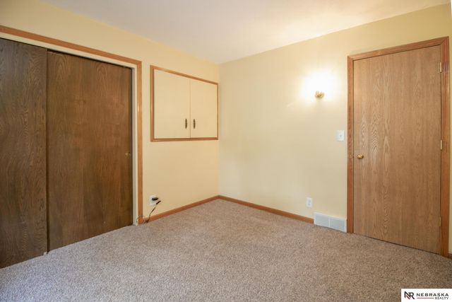 13517 Frances Street, Omaha, NE 68144