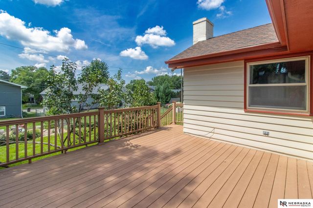 13517 Frances Street, Omaha, NE 68144