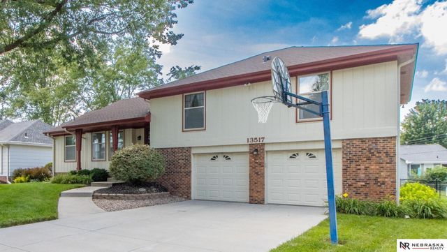 13517 Frances Street, Omaha, NE 68144
