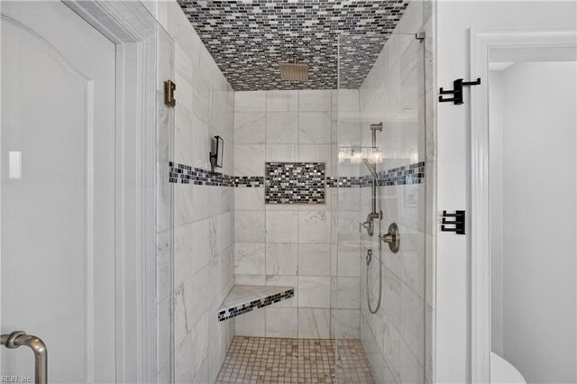 2069 Bierce DR, Virginia Beach, VA 23454