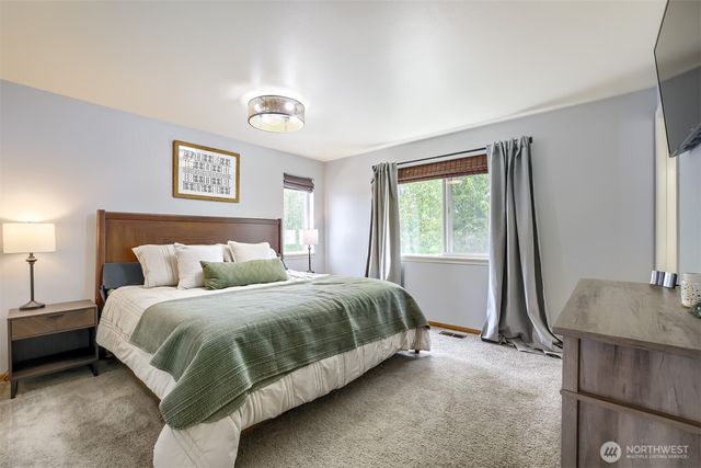 5219 64th Avenue NE, Marysville, WA 98270