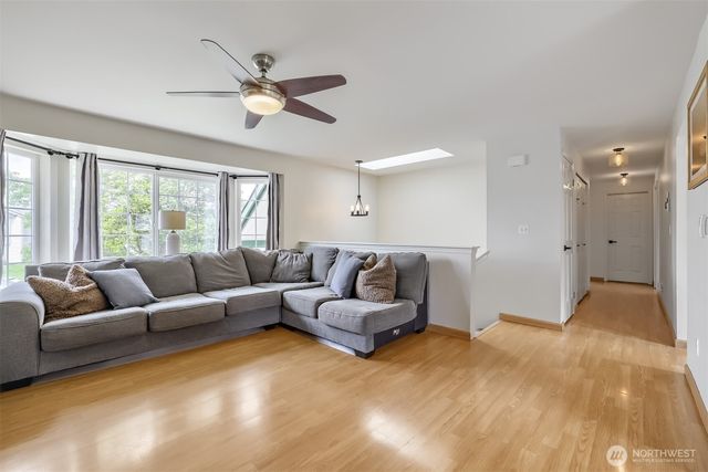 5219 64th Avenue NE, Marysville, WA 98270