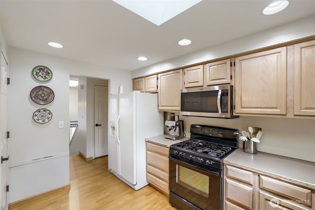 5219 64th Avenue NE, Marysville, WA 98270