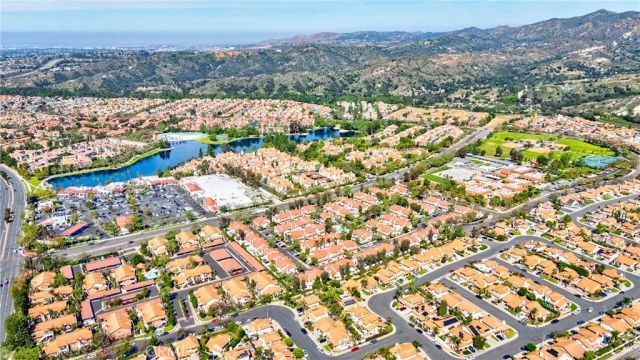 54 Flor De Mar, Rancho Santa Margarita, CA 92688