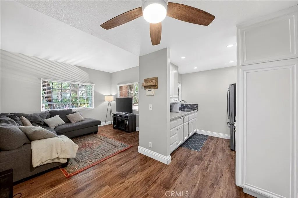 54 Flor De Mar, Rancho Santa Margarita, CA 92688