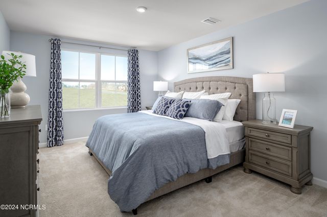 2069 Lewis Creek Circle NE, Winnabow, NC 28479