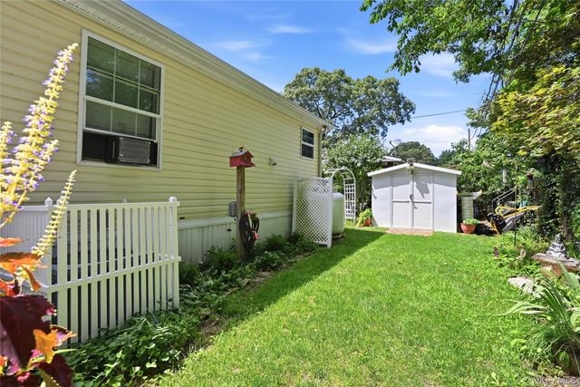 37 Unit 88 Hubbard Avenue 88, Riverhead, NY 11901
