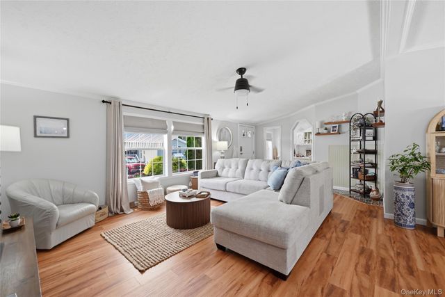 37 Unit 88 Hubbard Avenue 88, Riverhead, NY 11901