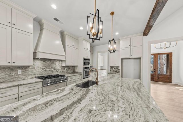 1570 Club Drive, Greensboro, GA 30642