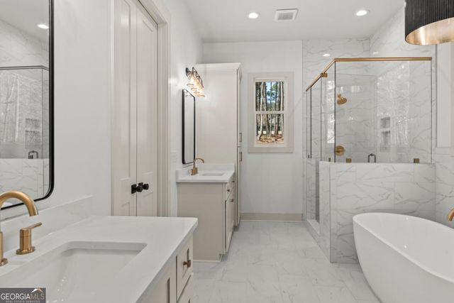 1570 Club Drive, Greensboro, GA 30642