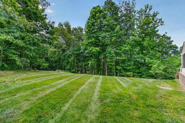 7 Pellbridge Drive, Hopewell Junction, NY 12533