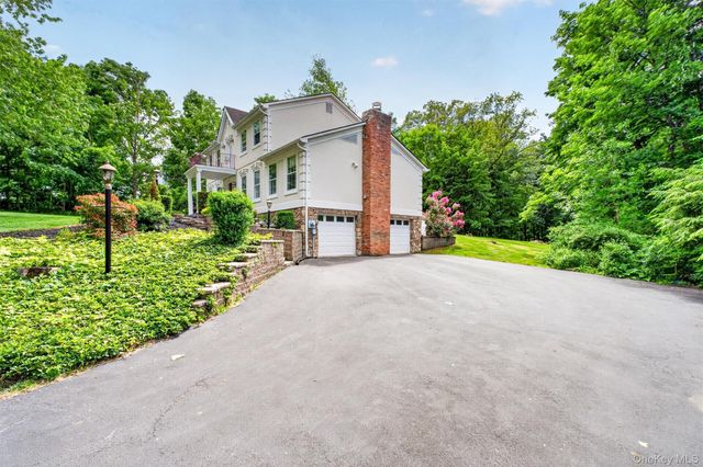 7 Pellbridge Drive, Hopewell Junction, NY 12533