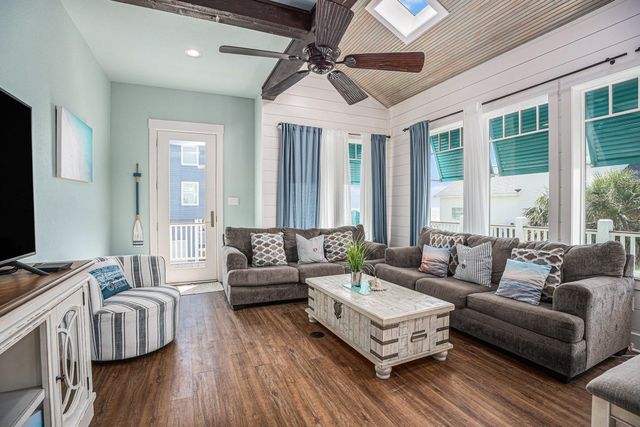 21233 Gulf Drive, Galveston, TX 77554