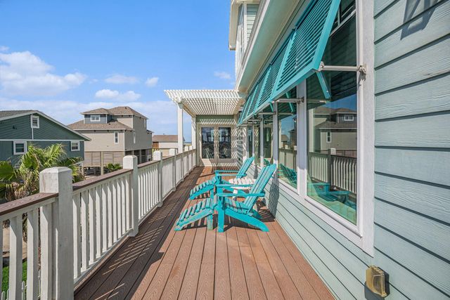 21233 Gulf Drive, Galveston, TX 77554