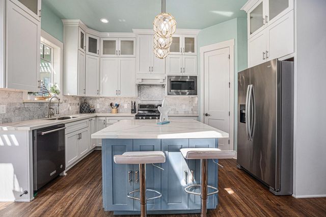 21233 Gulf Drive, Galveston, TX 77554