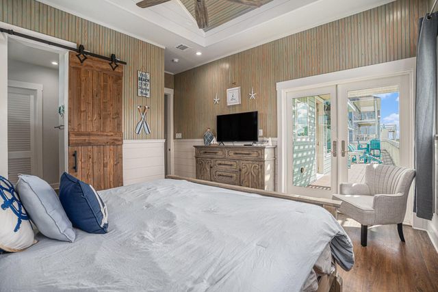 21233 Gulf Drive, Galveston, TX 77554