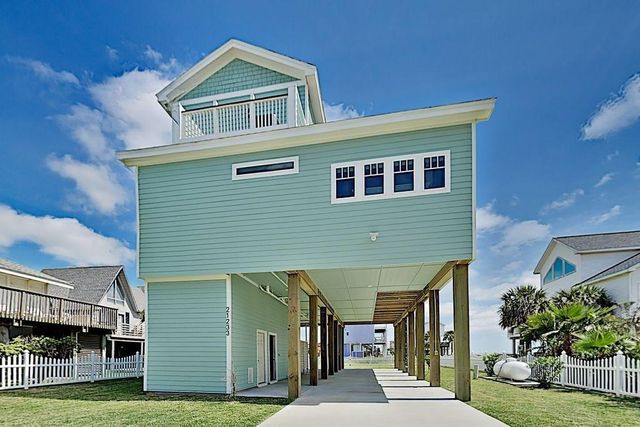 21233 Gulf Drive, Galveston, TX 77554