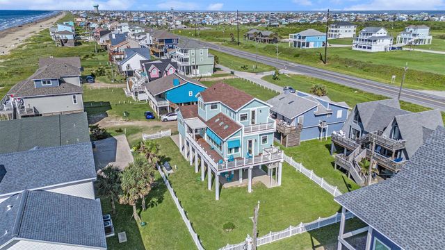 21233 Gulf Drive, Galveston, TX 77554