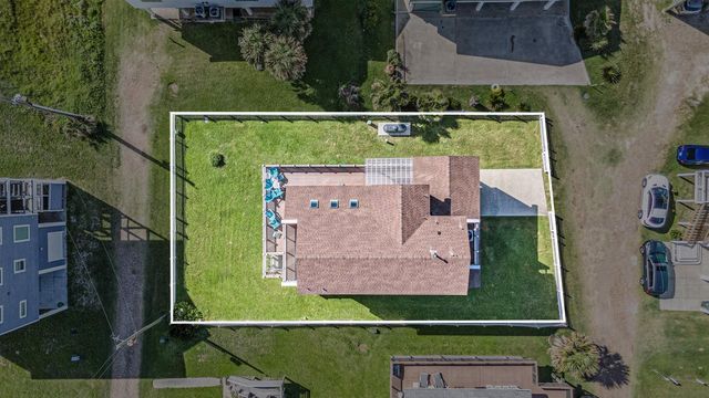 21233 Gulf Drive, Galveston, TX 77554