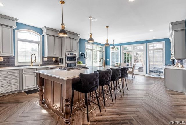 5010 East River Road, Grand Island, NY 14072