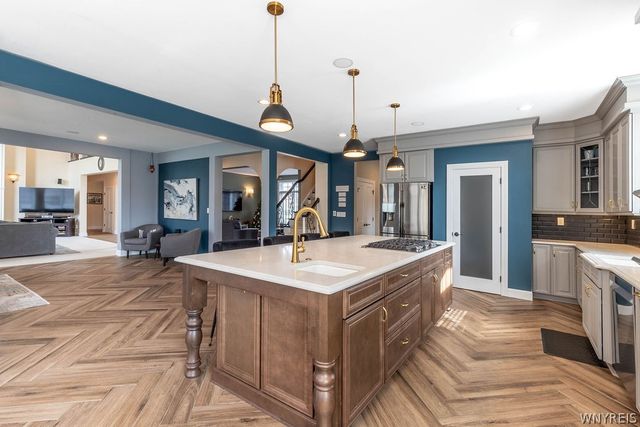 5010 East River Road, Grand Island, NY 14072